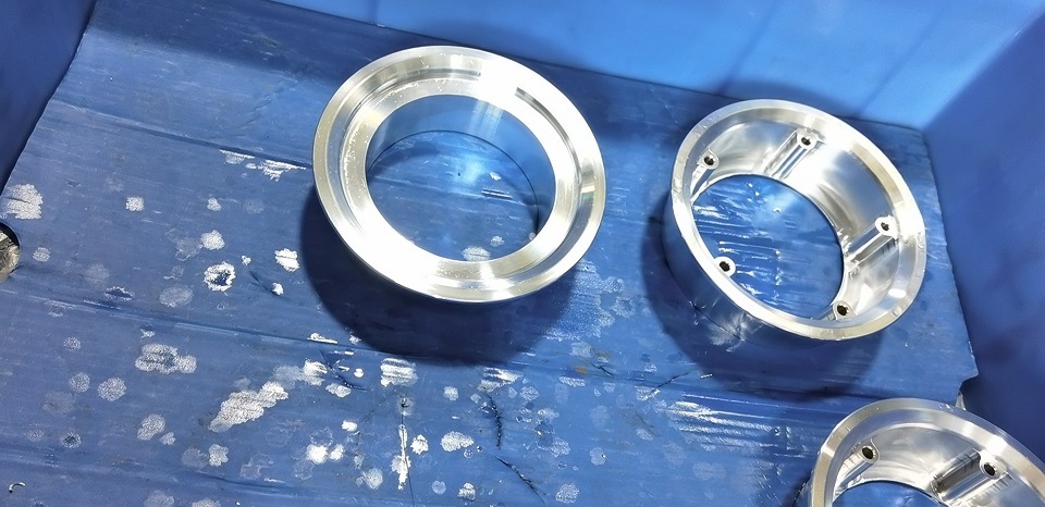 Aluminum components 