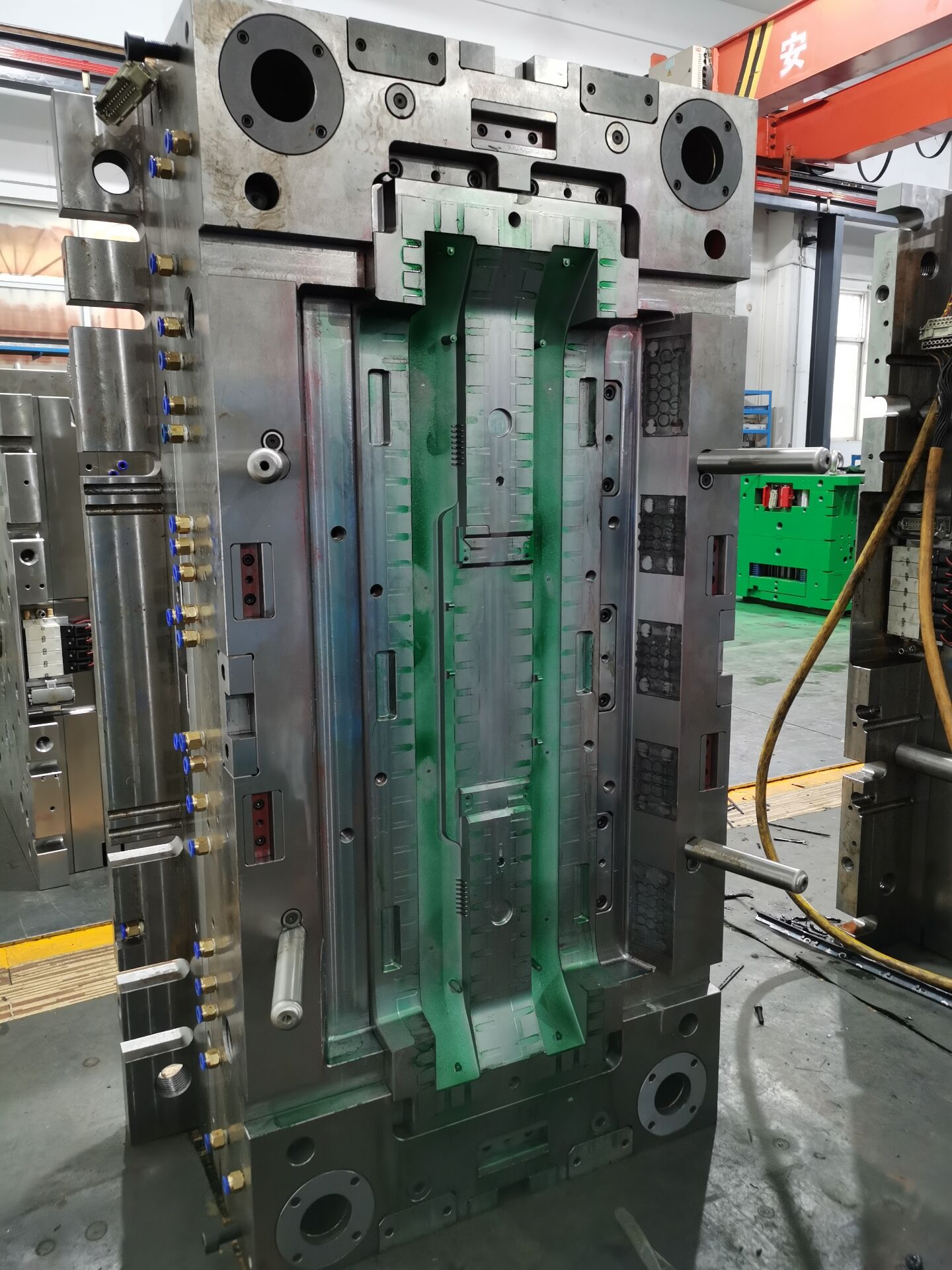 large size injection